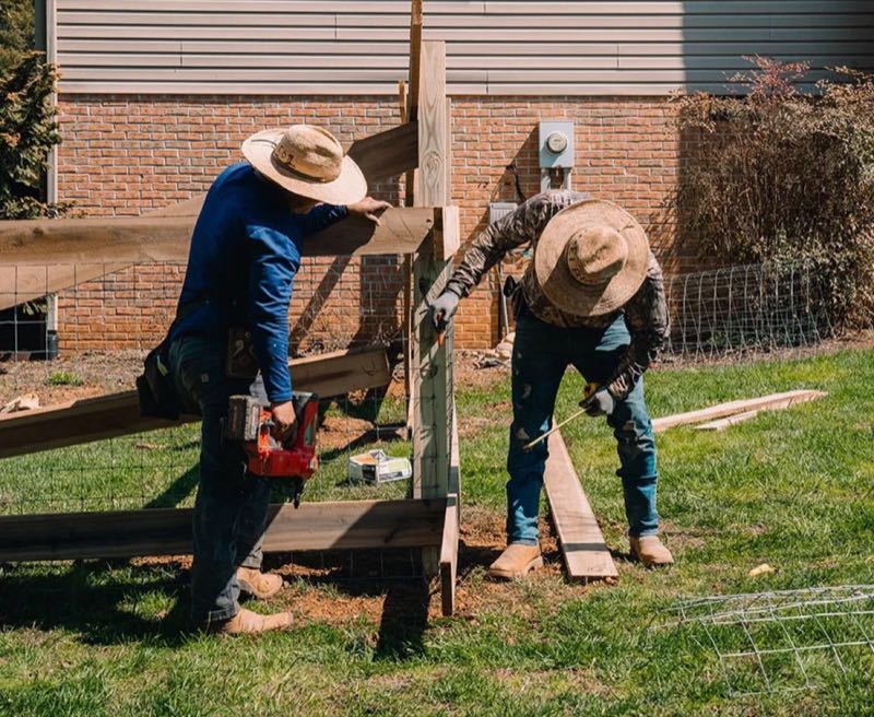 8-Foot Privacy in Farmers Branch